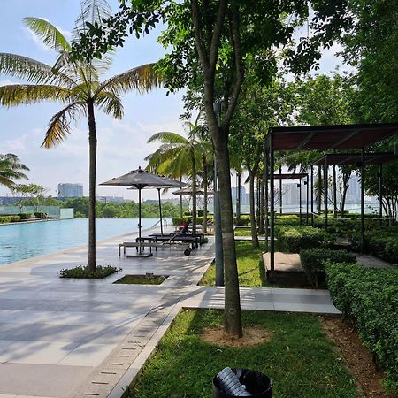 Retreat At Cybersquare Apartamento Cyberjaya Exterior foto